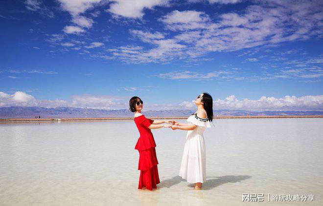 适 青海旅游良心攻略带你去5月份去青海湖穿什么衣服合(图2)